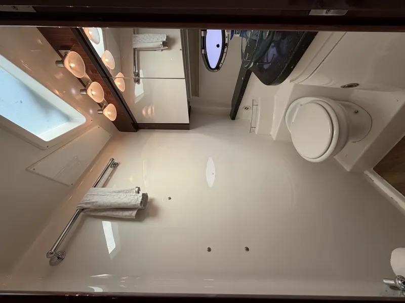 Slide: The Image of Regal 42 Sport Coupe 2013 - 33