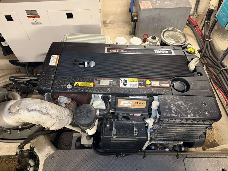 Slide: The Image of Regal 42 Sport Coupe 2013 - 37