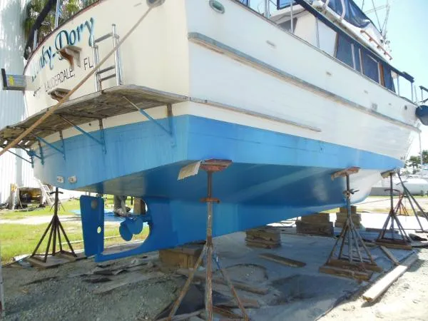 Slide: The Image of Albin AFT CABIN TRAWLER 1980 - 3