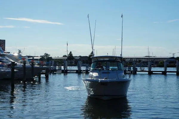 Slide: The Image of Pursuit 3070 Offshore Express 2003 - 4