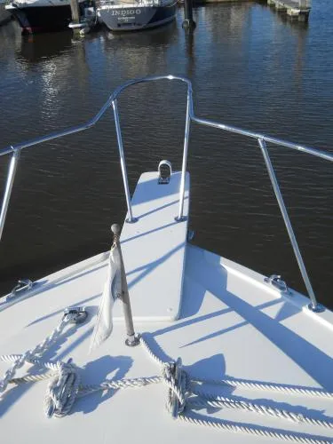 Slide: The Image of Bertram 42 Convertible 1980 - 8