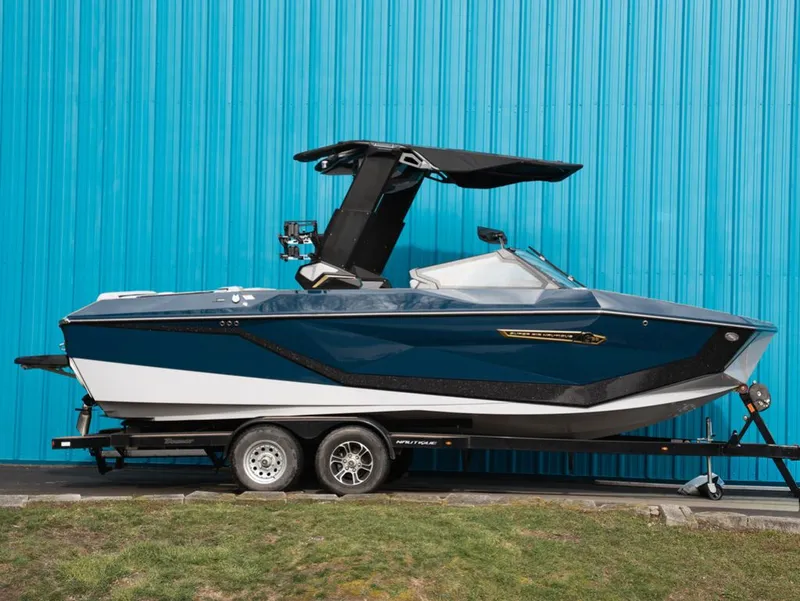Slide: The Image of Nautique Super Air Nautique G23 2026 - 2