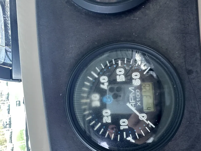 Slide: The Image of Carver 36 Mariner 2005 - 41