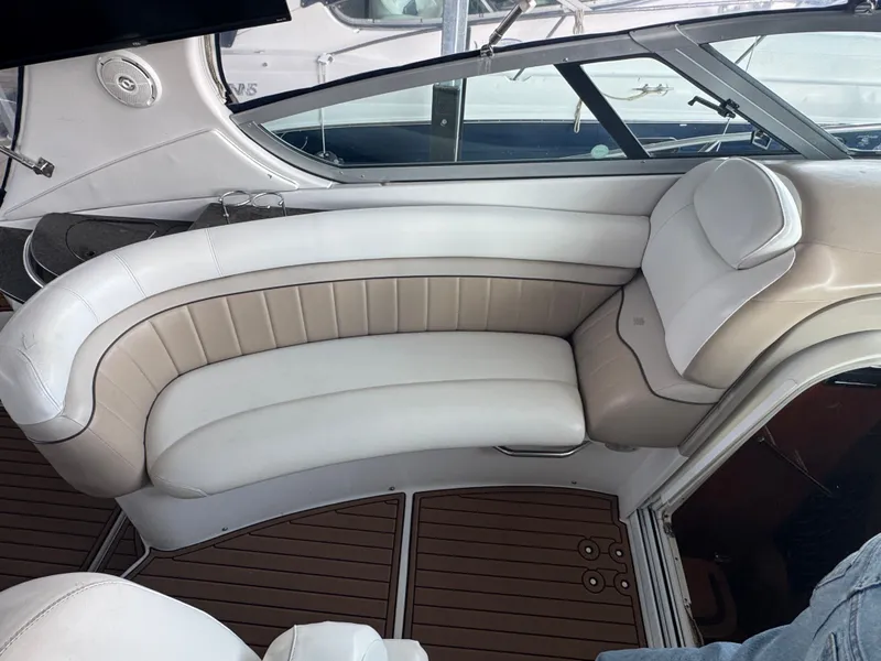 Slide: The Image of Four Winns 348 Vista 2006 - 12