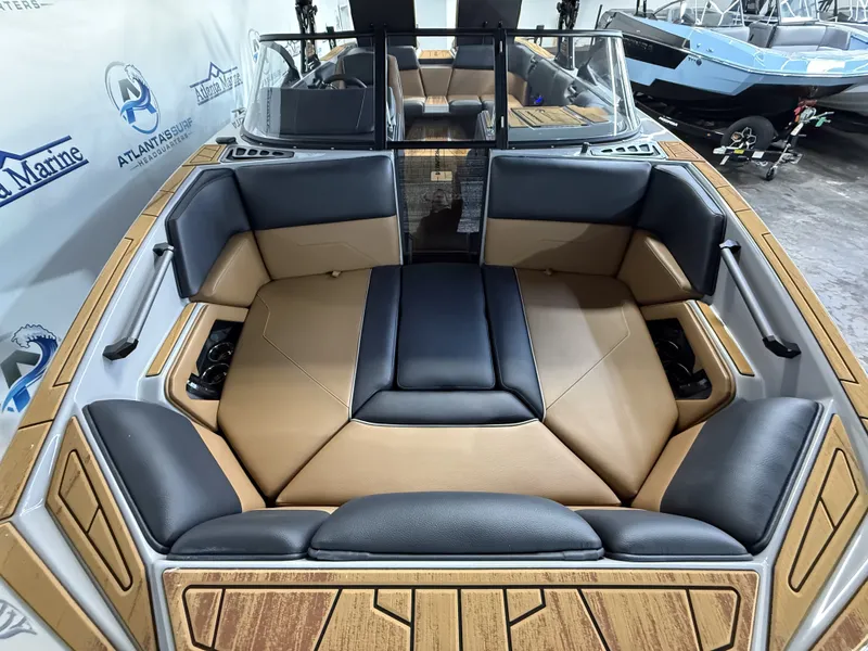 Slide: The Image of Moomba Max 2026 - 14