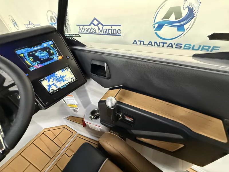 Slide: The Image of Moomba Max 2026 - 32