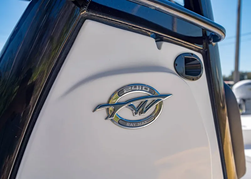 Slide: The Image of Tidewater 2410 Bay Max 2024 - 19