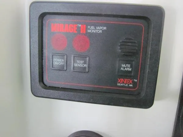 Slide: The Image of Wellcraft Portofino 43 1987 - 8