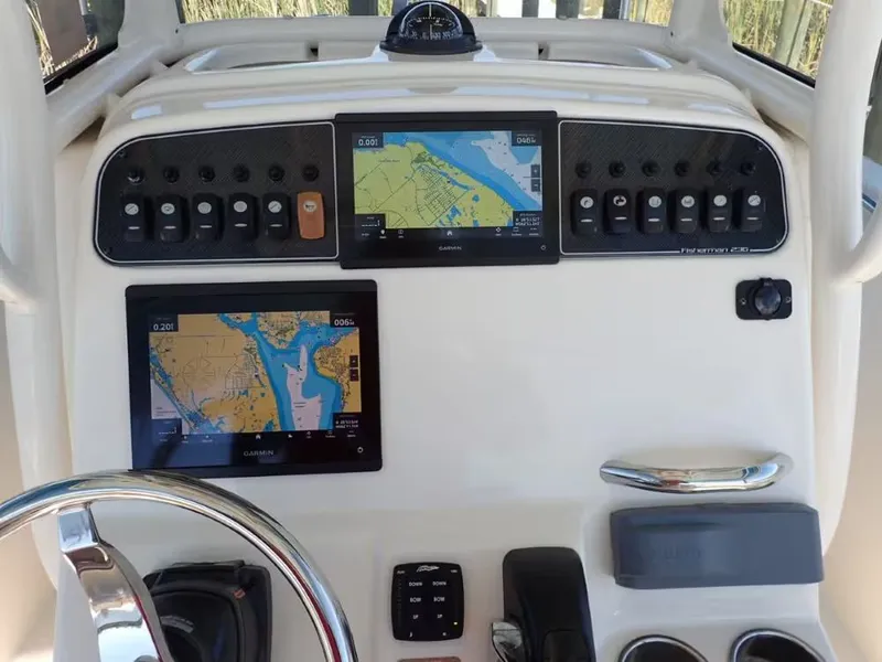 Slide: The Image of Grady-White Fisherman 236 2019 - 11