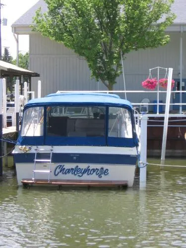Slide: The Image of Chris-Craft 336 Commander 1985 - 4