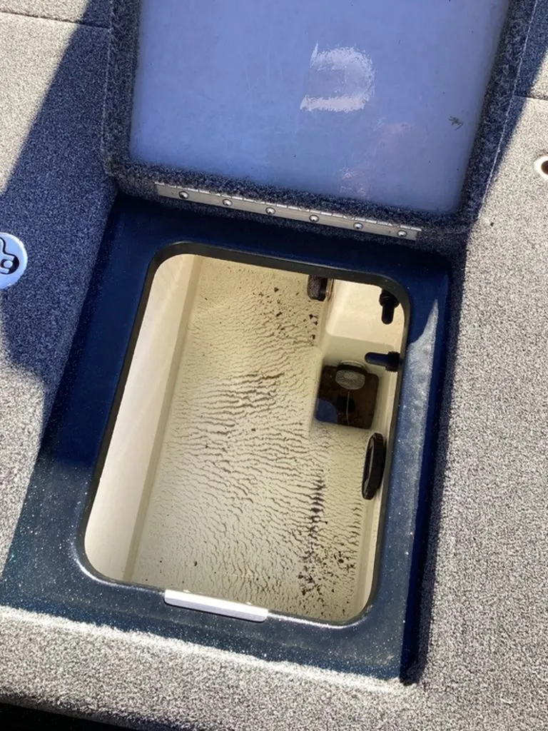 Slide: The Image of Caymas CX 21 PRO 2020 - 22