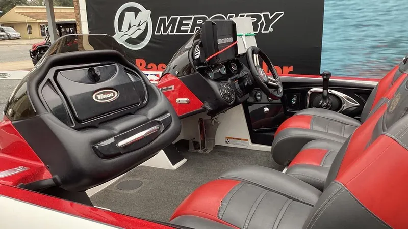 Slide: The Image of Triton 21XS 2014 - 14