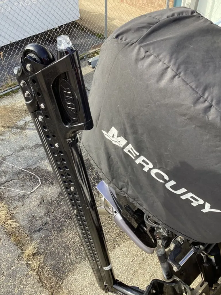 Slide: The Image of Triton 21XS 2014 - 45