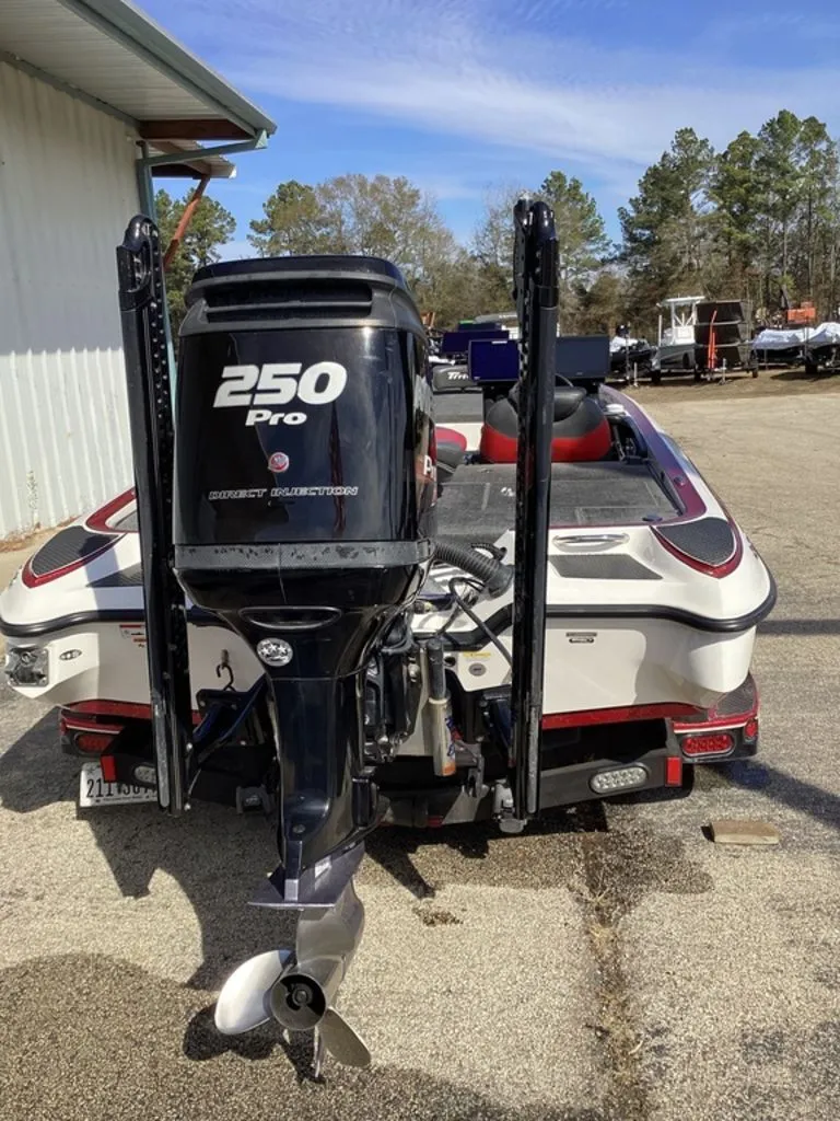 Slide: The Image of Triton 21XS 2014 - 53