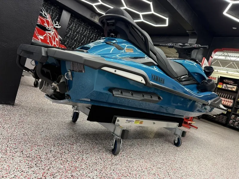 Slide: The Image of Yamaha FX Cruiser SVHO® 2026 - 9