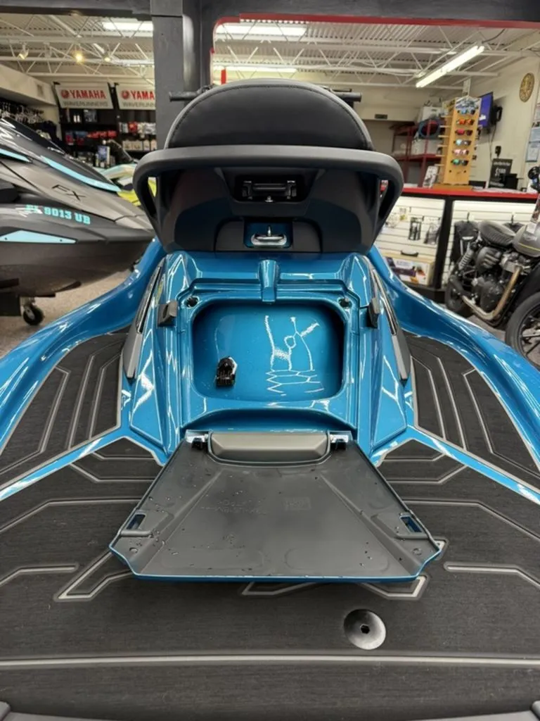 Slide: The Image of Yamaha FX Cruiser SVHO® 2026 - 11
