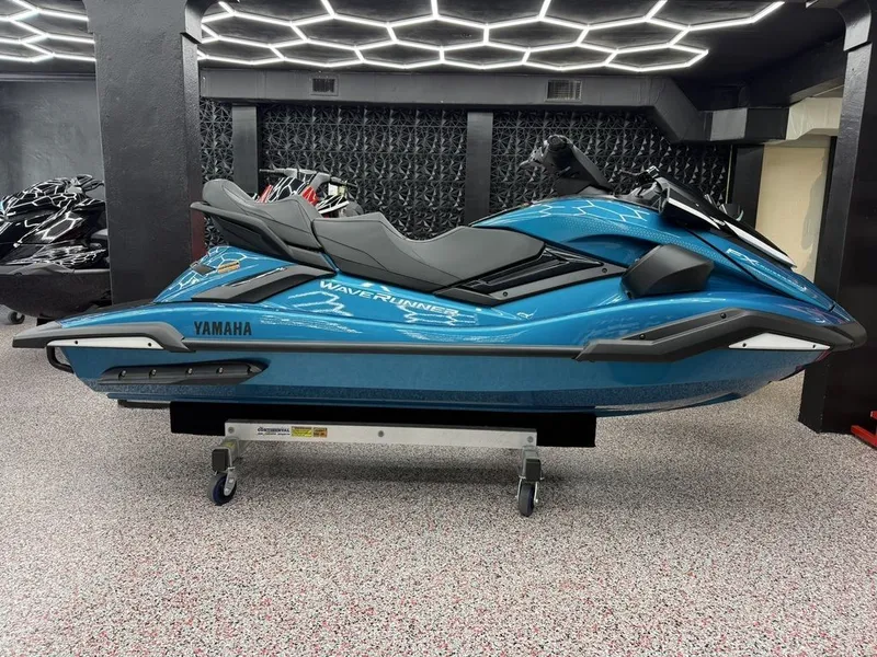 Slide: The Image of Yamaha FX Cruiser SVHO® 2026 - 1
