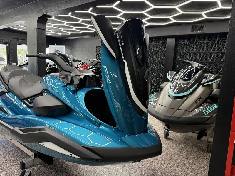 Slide: The Image of Yamaha FX Cruiser SVHO® 2026 - 4