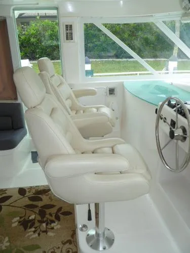 Slide: The Image of Manta 44 PowerCat 2006 - 10