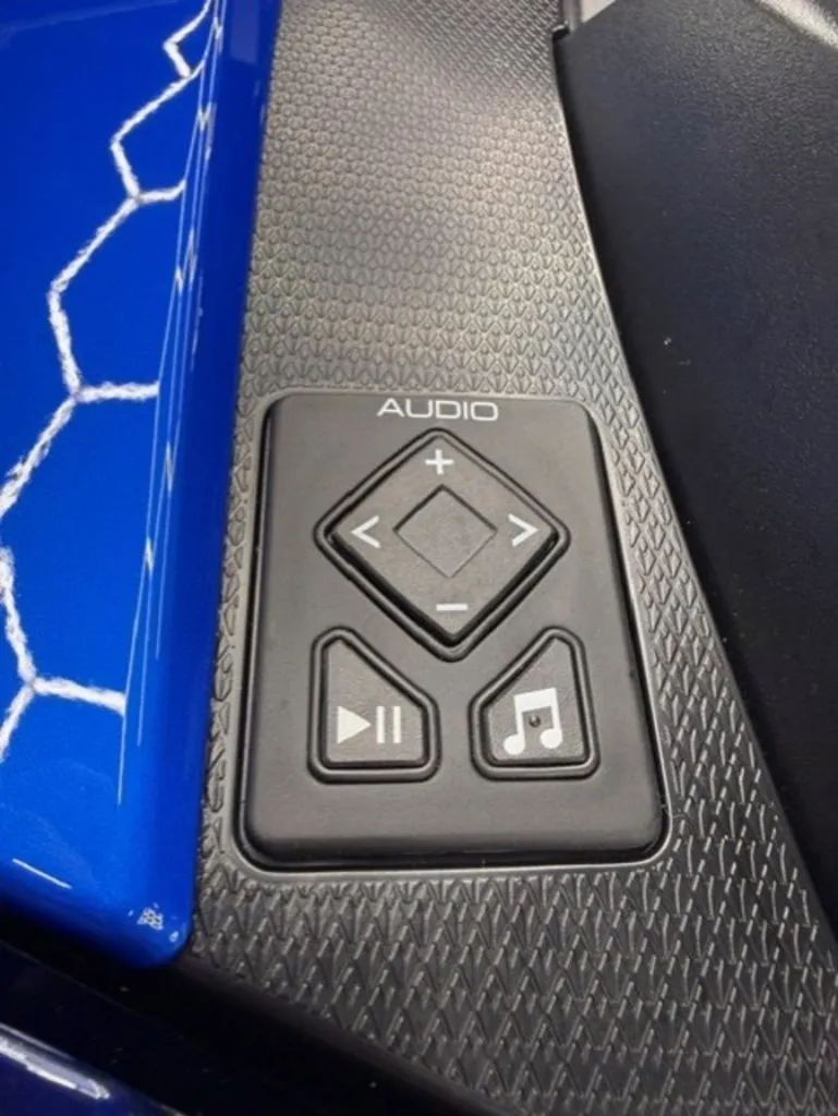 Slide: The Image of Yamaha VX® Limited 2026 - 14