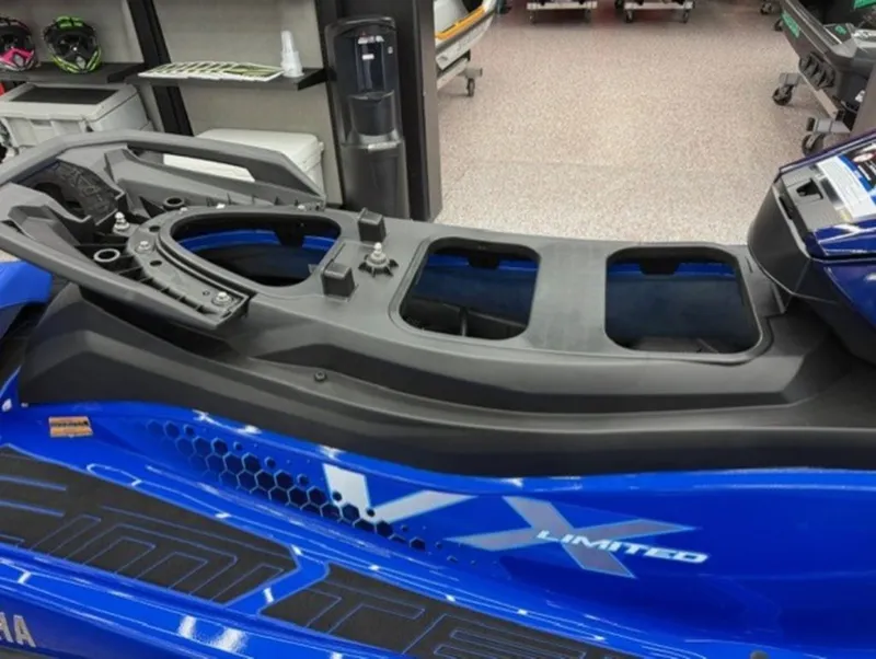 Slide: The Image of Yamaha VX® Limited 2026 - 18