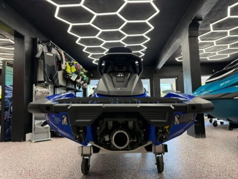 Slide: The Image of Yamaha VX® Limited 2026 - 9