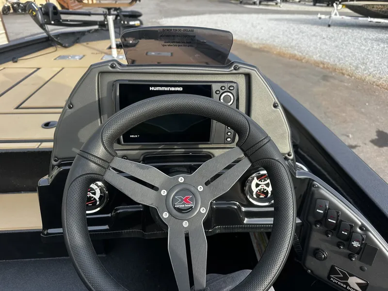 Slide: The Image of Xpress H20C Crappie 2026 - 3