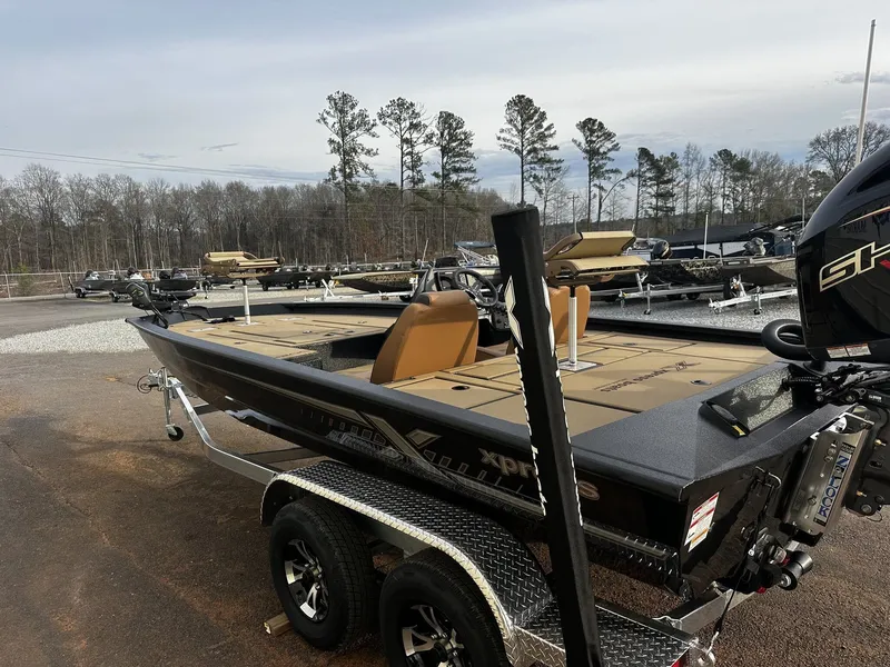 Slide: The Image of Xpress H20C Crappie 2026 - 5