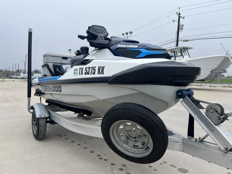 Slide: The Image of Sea-Doo FISH PRO 2021 - 6