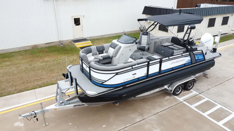 Slide: The Image of Starcraft MX23Q 2021 - 11