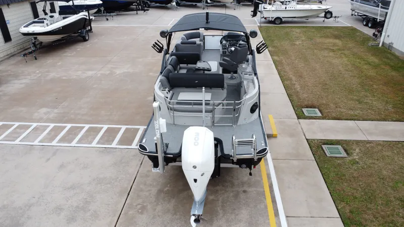 Slide: The Image of Starcraft MX23Q 2021 - 14