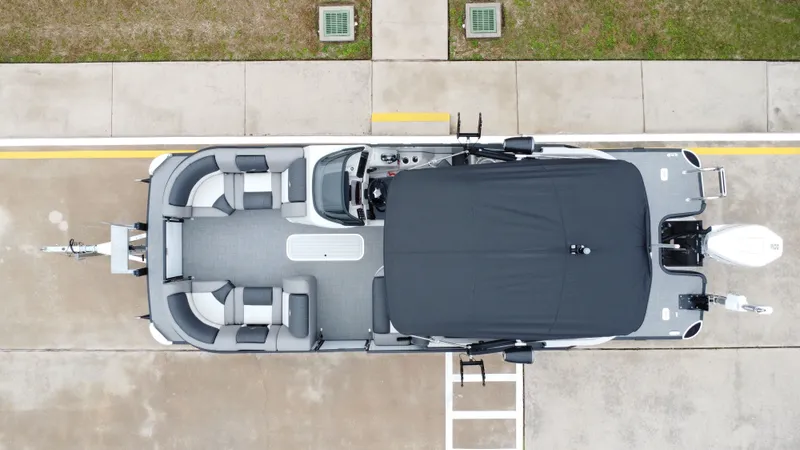 Slide: The Image of Starcraft MX23Q 2021 - 19