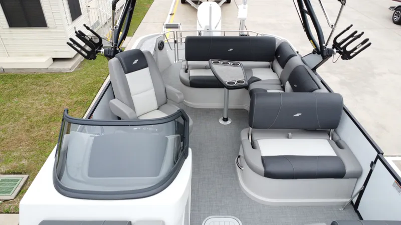 Slide: The Image of Starcraft MX23Q 2021 - 21