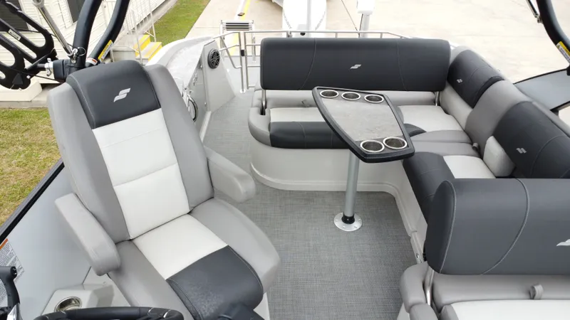 Slide: The Image of Starcraft MX23Q 2021 - 22