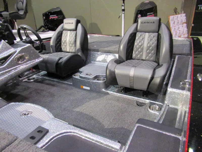 Slide: The Image of Caymas CX 201 PRO 2027 - 2