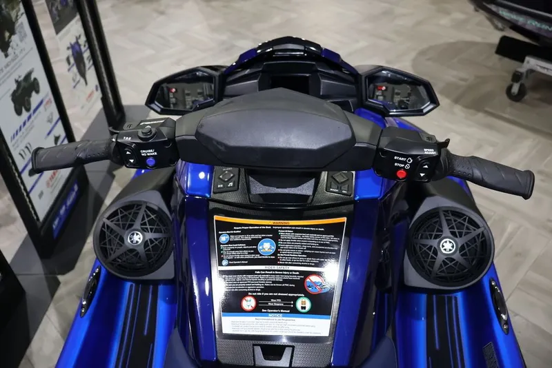 Slide: The Image of Yamaha VX® Limited HO 2026 - 10