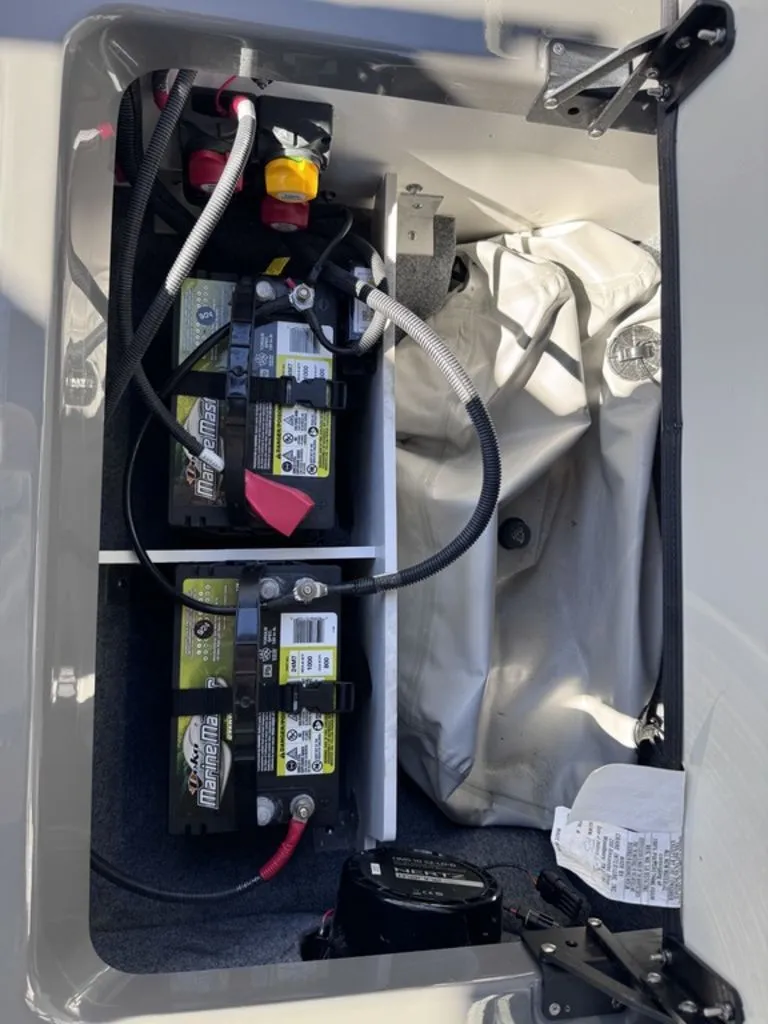 Slide: The Image of Yamaha 252XE 2025 - 23