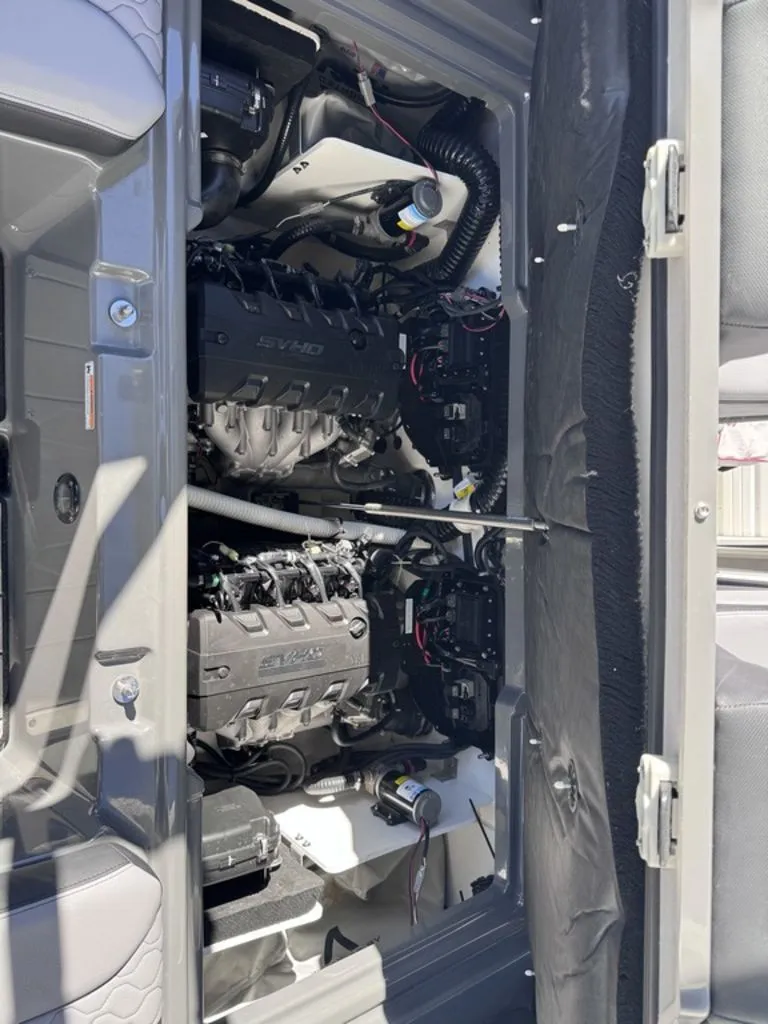 Slide: The Image of Yamaha 255XE 2025 - 17