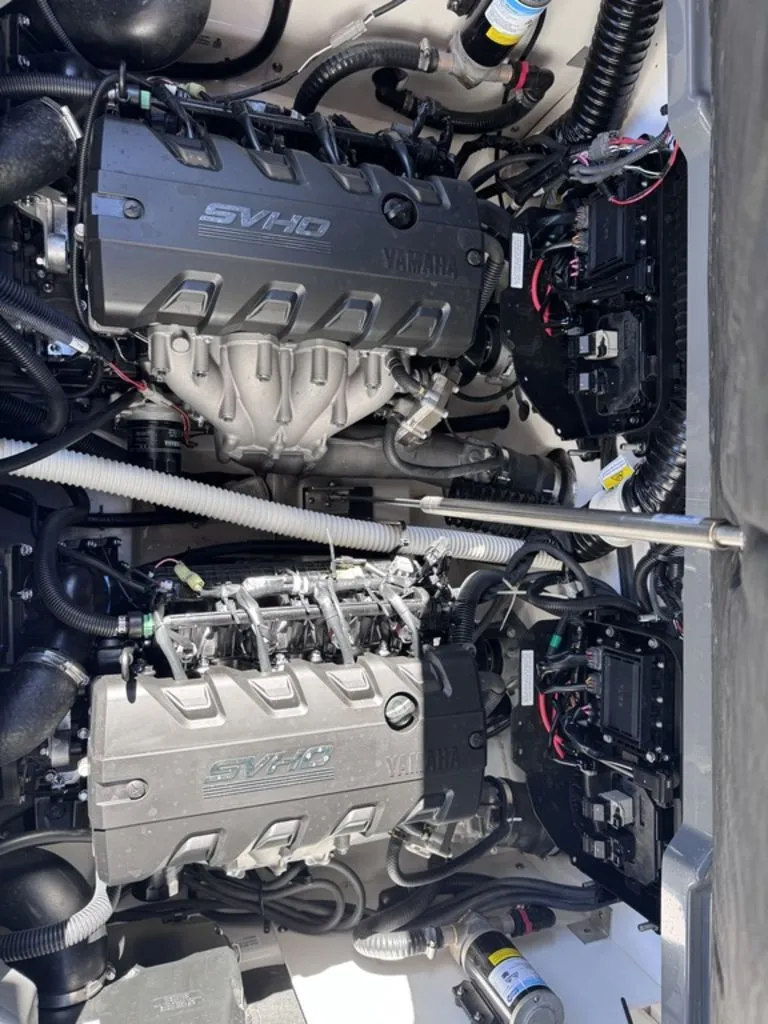 Slide: The Image of Yamaha 255XE 2025 - 18