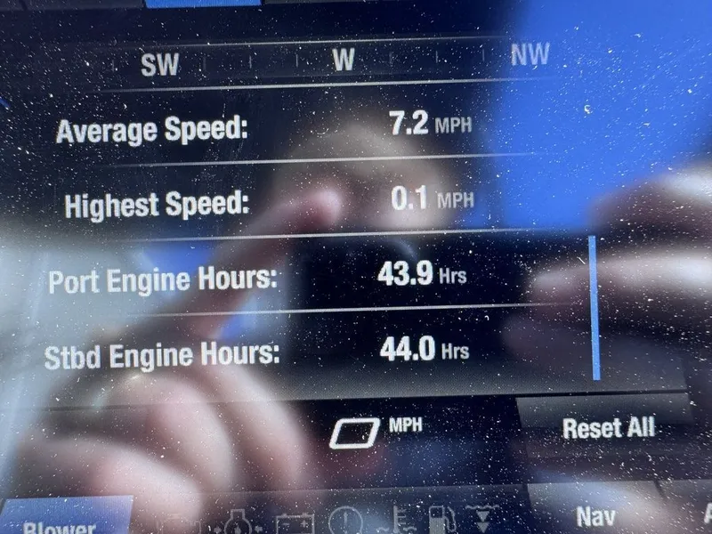 Slide: The Image of Yamaha 255XE 2025 - 7