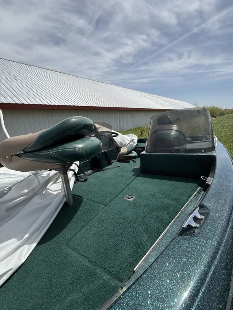 Slide: The Image of Ranger 617VS 1999 - 4