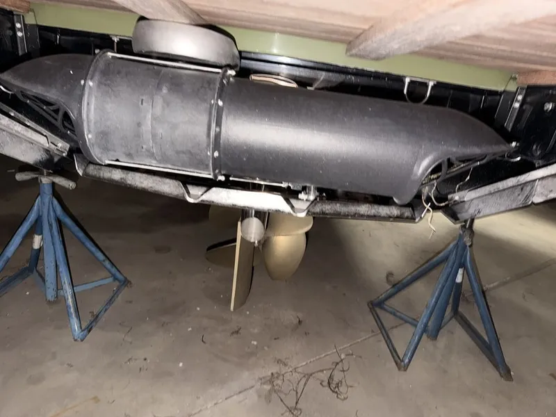 Slide: The Image of MasterCraft X22 2023 - 13