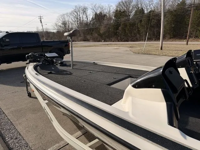 Slide: The Image of Skeeter ZX202 1999 - 14