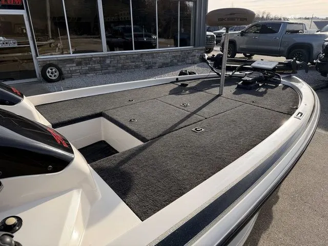 Slide: The Image of Skeeter ZX202 1999 - 7