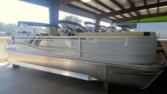 The Image of SunCatcher Select 322RC 2026 - 1