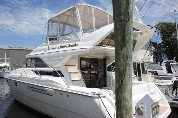 Slide: The Image of Viking 42 Flybridge Sport Cruiser 1997 - 1