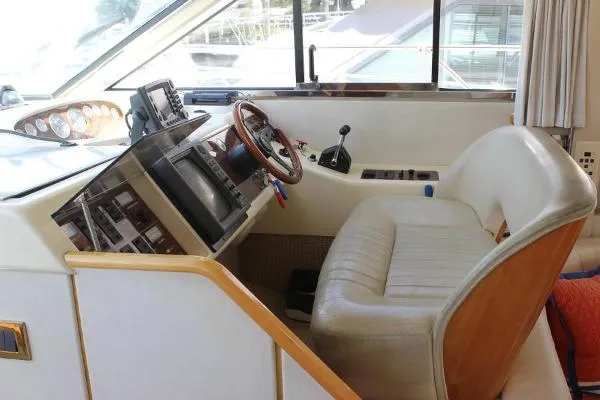 Slide: The Image of Viking 42 Flybridge Sport Cruiser 1997 - 6