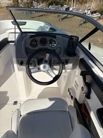 Slide: The Image of Chaparral 21 H2O Sport OB 2018 - 8