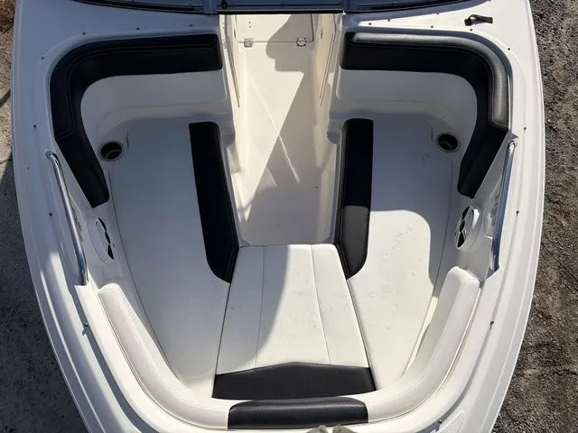 Slide: The Image of Chaparral 21 H2O Sport OB 2018 - 6