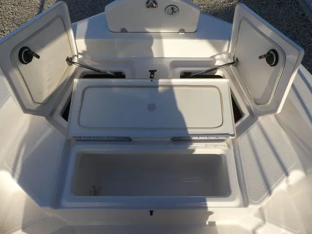 Slide: The Image of Yamaha 190 FSH 2018 - 9